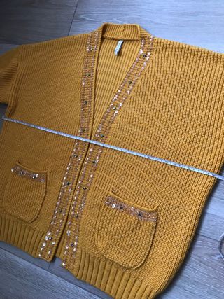 Elegante Cardigan a maglia pesante - Lumina