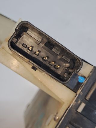 CERRADURA PUERTA TRASERA DERECHA PEUGEOT 208