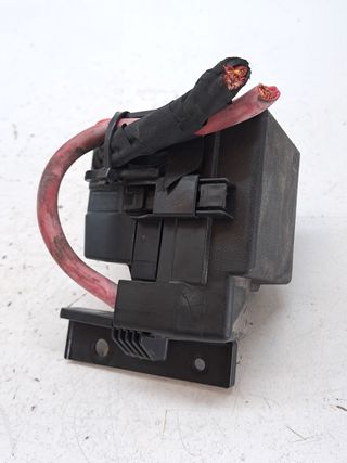 CAJA RELES / FUSIBLES RENAULT MEGANE III BERLINA 5 P (8)