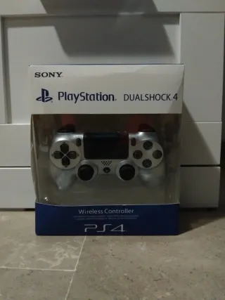 Mando Dualshock 4 Plateado PS4