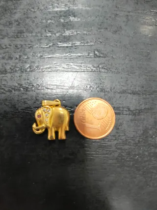 Colgante Elefante Oro 18k con Piedras