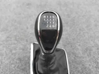 Pomo con fuelle opel astra j 2008