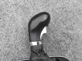 Pomo con fuelle opel astra j 2008