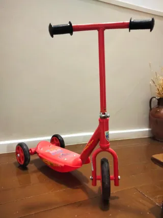 Patinete 3 Ruedas Rayo McQueen Infantil