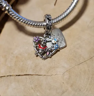 Charm Winnie y Piglet Corazón