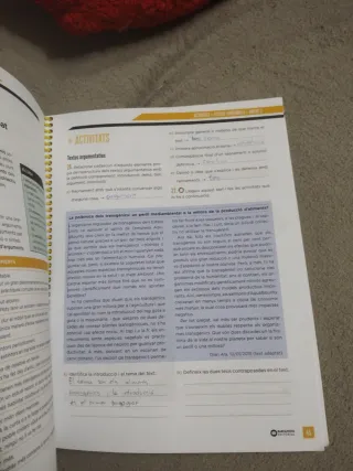 Dossier. Llengua catalana-Dolors Monserdà 4 ESO.