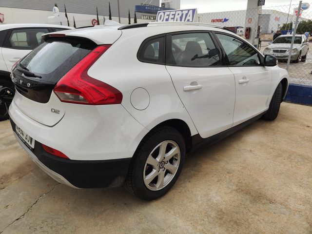 Volvo V40 2015