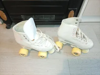 Pattini a rotelle bianchi taglia 32