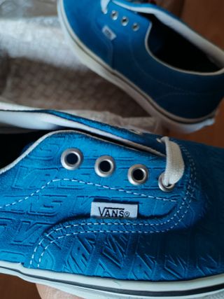 Bambas Vans NUEVAS con CAJA