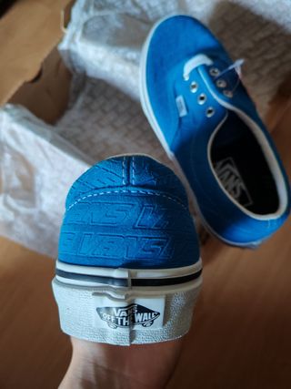 Bambas Vans NUEVAS con CAJA
