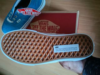Bambas Vans NUEVAS con CAJA
