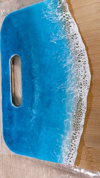 Tabla de cocina resina epoxi mar