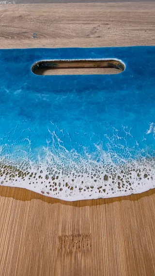 Tabla de cocina resina epoxi mar