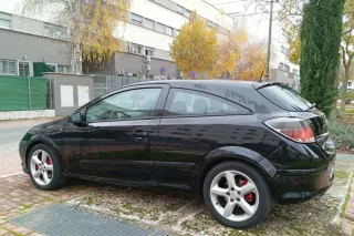 Opel Astra GTC 1.9dti 2006 etiqueta B