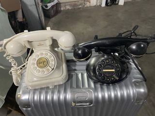 Telefoni Vintage Brondi e Neri
