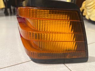 Piloto trasero derecho Mercedes 190