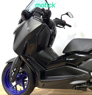 YAMAHA XMAX 125