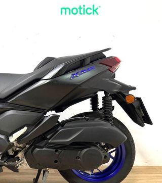 YAMAHA XMAX 125