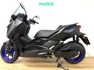 YAMAHA XMAX 125