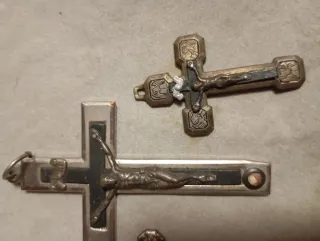 Lote de 4 Cruces Religiosas