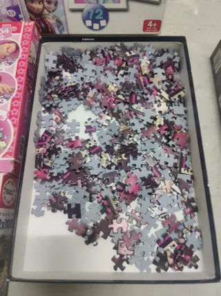 Lote 4 Puzzles Disney, Frozen, Hello Kitty
