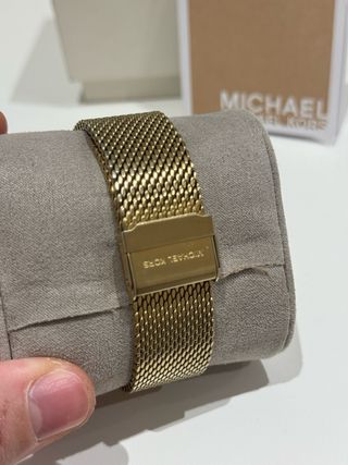Reloj Michael Kors Negro y Dorado