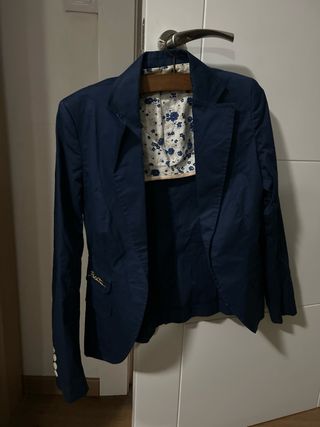 Americana blanca mujer