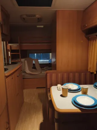 Caravana equipada con aire acondicionado