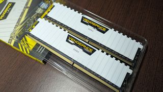 Pack 32GB DDR4 3200MHz Memorias RAM Corsair
