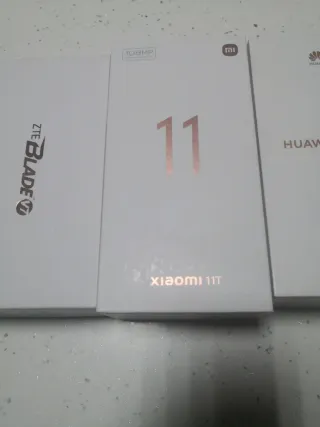 Scatole vuote Xiaomi 11T e Huawei