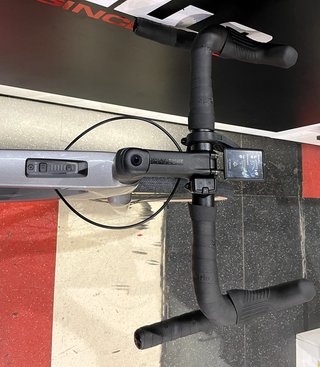 Bicicleta Eléctrica Gravel Cannondale Synapse Neo2