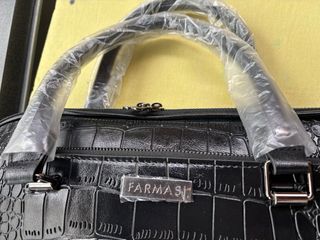 Bolso Negro piel efecto cocodrilo