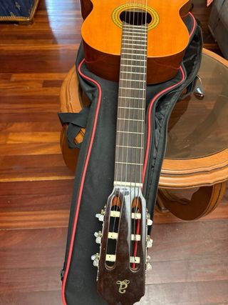 Guitarra Española Admira Paloma H