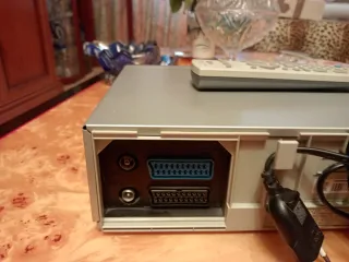 Reproductor VHS LG LV4685 con mando