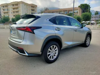 LEXUS NX 300h