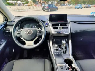 LEXUS NX 300h