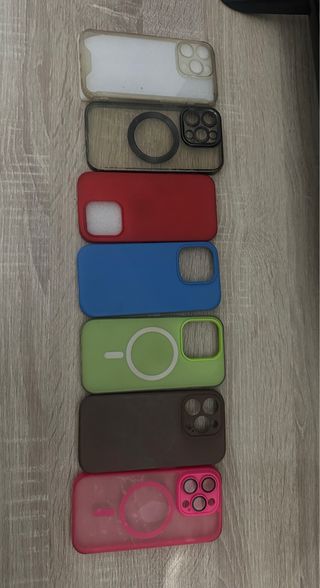 7 custodie iPhone 14 Pro usate