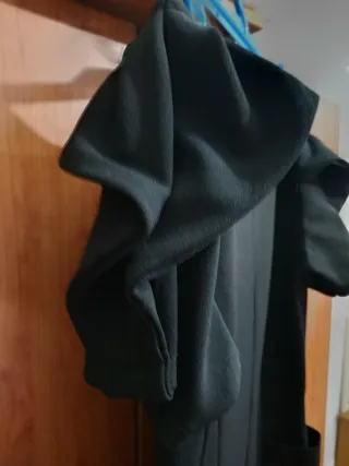 Vestido negro con bolsillos