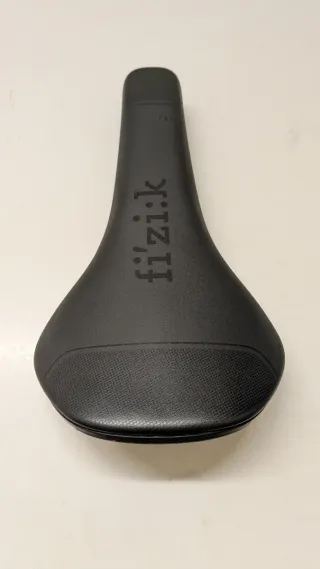 Sillín Fizik Taiga Negro