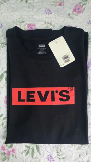 Camiseta Levi's Negra Talla M