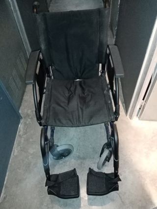 Silla de ruedas plegable