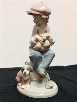 Figura Lladró Golfillo y su perrito