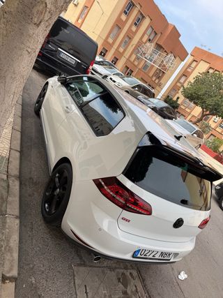 Volkswagen Golf 7 GTI 2014