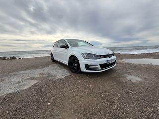 Volkswagen Golf 7 GTI 2014
