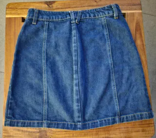 Falda vaquera azul de Stradivarius