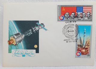 Lote Insignias, Medalla Apollo Soyuz 75´ y Sellos