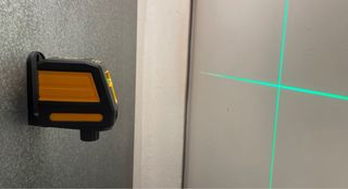 Nivel Láser Verde + Accesorios