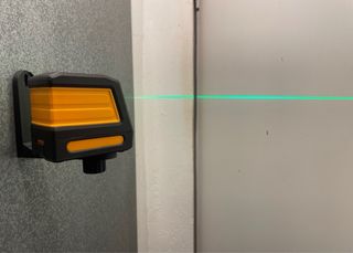 Nivel Láser Verde + Accesorios