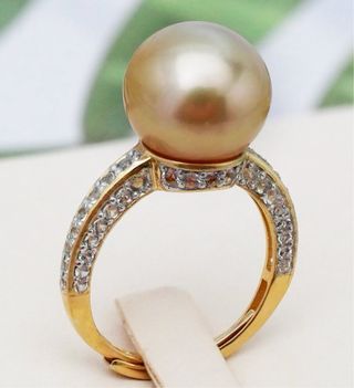 Anillo Perla Mar del Sur Dorada Topacio