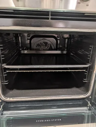 Horno AEG pirolítico